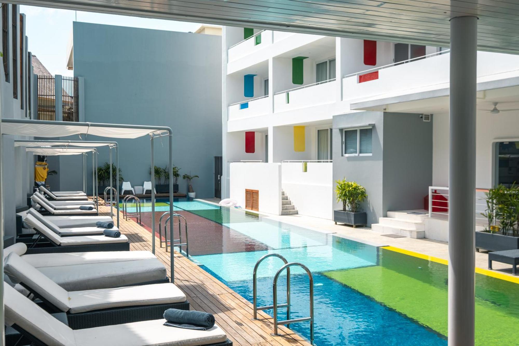 Chill Hotel Seminyak Exterior photo